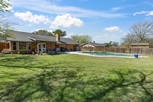 401 Brookhollow St, Decatur, TX 76234 - Photo 27