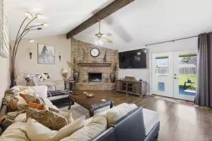 401 Brookhollow St, Decatur, TX 76234 - Photo 5