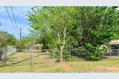 1122 4th Street, Graham, TX 76450 - Photo 31