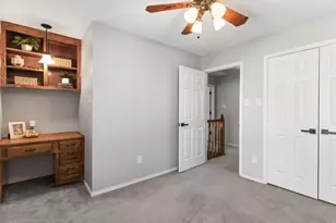 1801 Sandalwood Ln, Grapevine, TX 76051 - Photo 23