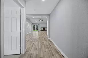 831 Kelso Dr, Dallas, TX 75211 - Photo 3