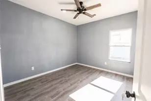 307 Bonham St, Nocona, TX 76255 - Photo 17