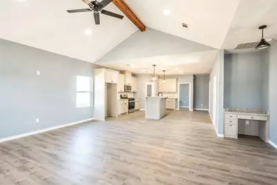 307 Bonham Street, Nocona, TX 76255 - Photo 27