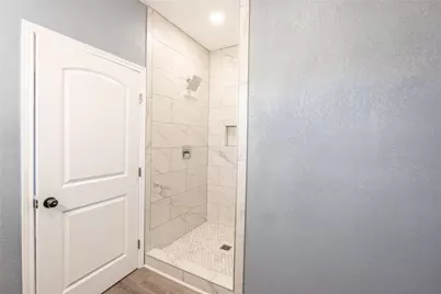 307 Bonham Street, Nocona, TX 76255 - Photo 15