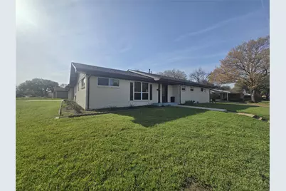 5801 Wedgworth Road, Fort Worth, TX 76133 - Photo 1