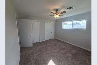 5801 Wedgworth Road, Fort Worth, TX 76133 - Photo 9