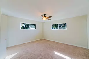 5801 Wedgworth Rd, Fort Worth, TX 76133 - Photo 17