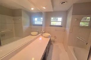 5801 Wedgworth Rd, Fort Worth, TX 76133 - Photo 13