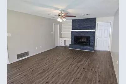 5801 Wedgworth Road, Fort Worth, TX 76133 - Photo 25