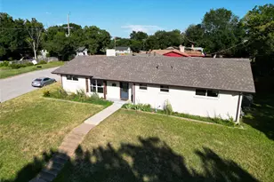 5801 Wedgworth Rd, Fort Worth, TX 76133 - Photo 3