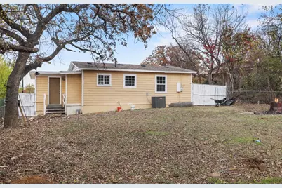 5800 Truman Drive, Fort Worth, TX 76112 - Photo 9