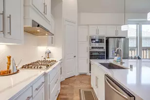 13605 Marys Ridge Rd, Fort Worth, TX 76008 - Photo 9