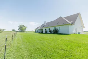 121 County Rd 2571, Alvord, TX 76225 - Photo 37