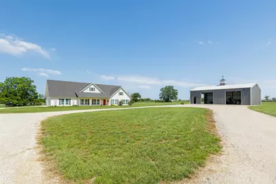 121 County Road 2571, Alvord, TX 76225 - Photo 5