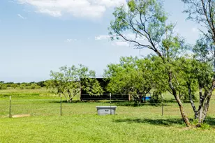 121 County Rd 2571, Alvord, TX 76225 - Photo 39