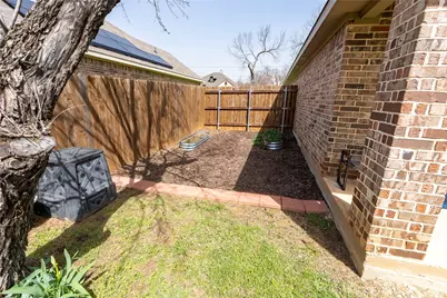 643 Half Moon Way, Runaway Bay, TX 76426 - Photo 7
