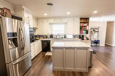 809 E Highway 82, Nocona, TX 76255 - Photo 13