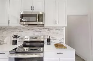 828 Indian Dr, Granbury, TX 76048 - Photo 9