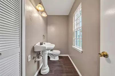 8905 La Prada Drive, Dallas, TX 75228 - Photo 17