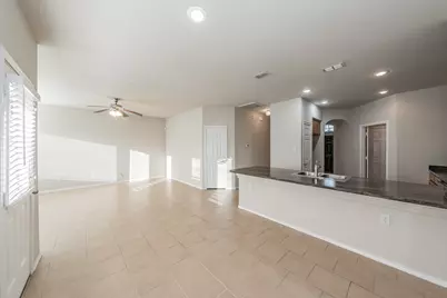 643 Alexander Street, Grand Prairie, TX 75051 - Photo 11