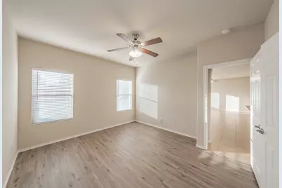 643 Alexander Street, Grand Prairie, TX 75051 - Photo 19