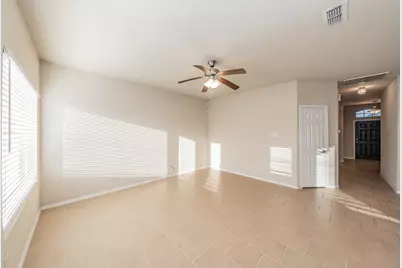 643 Alexander Street, Grand Prairie, TX 75051 - Photo 17