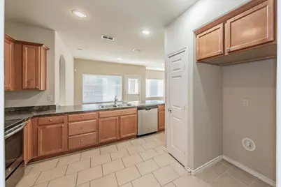 643 Alexander Street, Grand Prairie, TX 75051 - Photo 9