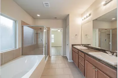 643 Alexander Street, Grand Prairie, TX 75051 - Photo 25