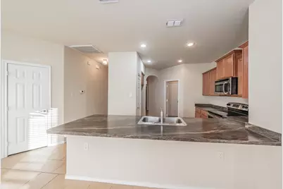 643 Alexander Street, Grand Prairie, TX 75051 - Photo 7