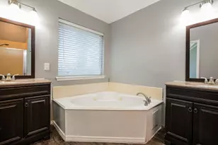 5720 Colorado Ct, Haltom City, TX 76137 - Photo 23