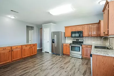 5720 Colorado Court, Haltom City, TX 76137 - Photo 11