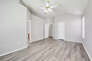 6431 St Leonard Dr, Arlington, TX 76001 - Photo 33