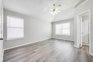 6431 St Leonard Dr, Arlington, TX 76001 - Photo 31