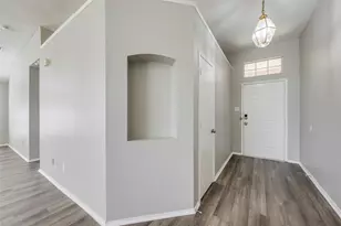 6431 St Leonard Dr, Arlington, TX 76001 - Photo 3