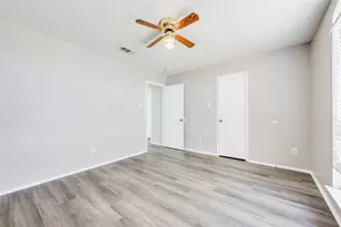 6431 St Leonard Dr, Arlington, TX 76001 - Photo 27