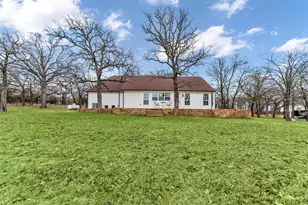 954 Fm 1749, Forestburg, TX 76239 - Photo 33