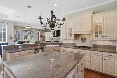 7405 Fox Fire Court, Granbury, TX 76049 - Photo 13