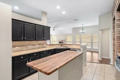 121 Wooded Creek Drive, Red Oak, TX 75154 - Photo 13