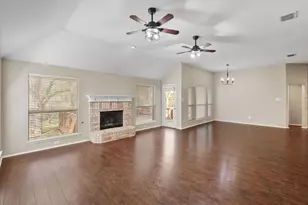 121 Wooded Creek Dr, Red Oak, TX 75154 - Photo 7