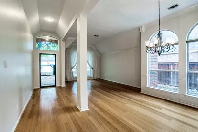 2120 Brentcove Drive, Grapevine, TX 76051 - Photo 5