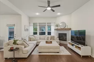 4844 Meadow Falls Dr, Fort Worth, TX 76244 - Photo 5