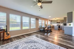 2400 Becard Dr, Mesquite, TX 75181 - Photo 9