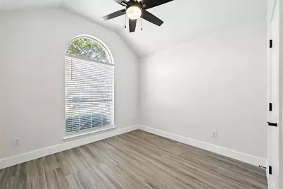 8016 Adcock Court, Fort Worth, TX 76137 - Photo 25