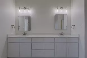 2916 Forestwood Dr, Arlington, TX 76006 - Photo 19