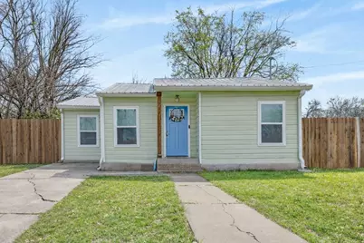 712 SE 18th Street, Mineral Wells, TX 76067 - Photo 1