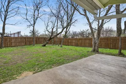 712 SE 18th Street, Mineral Wells, TX 76067 - Photo 9