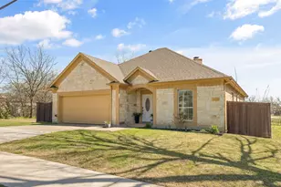 215 N 2nd St, Princeton, TX 75407 - Photo 5
