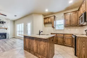 232 Windmill Dr, Justin, TX 76247 - Photo 9