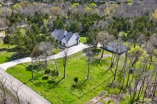 865 Co Rd 4519, Wolfe City, TX 75496 - Photo 31