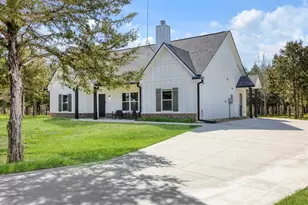 865 Co Rd 4519, Wolfe City, TX 75496 - Photo 1